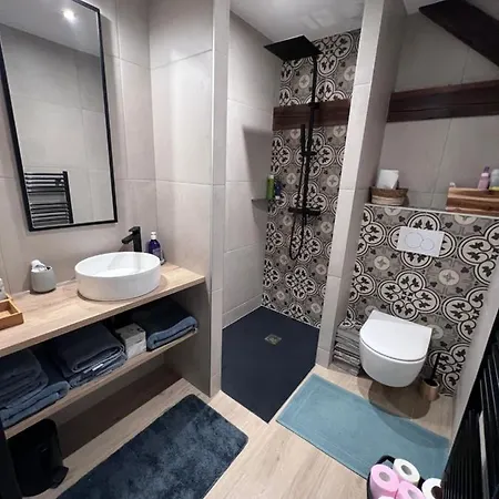 La Croix Perrine בית אירוח *