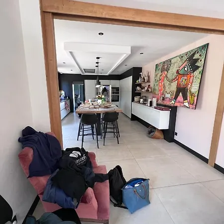 בית אירוח La Croix Perrine