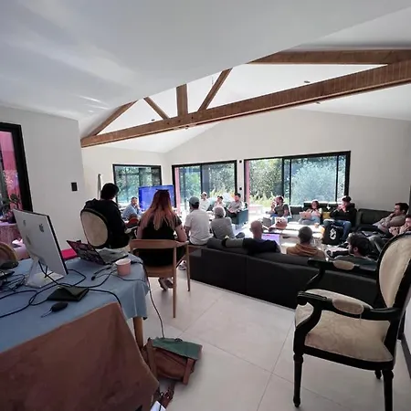 La Croix Perrine בית אירוח