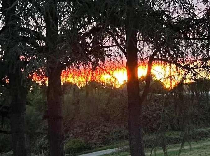 홈스테이 La Croix Perrine *